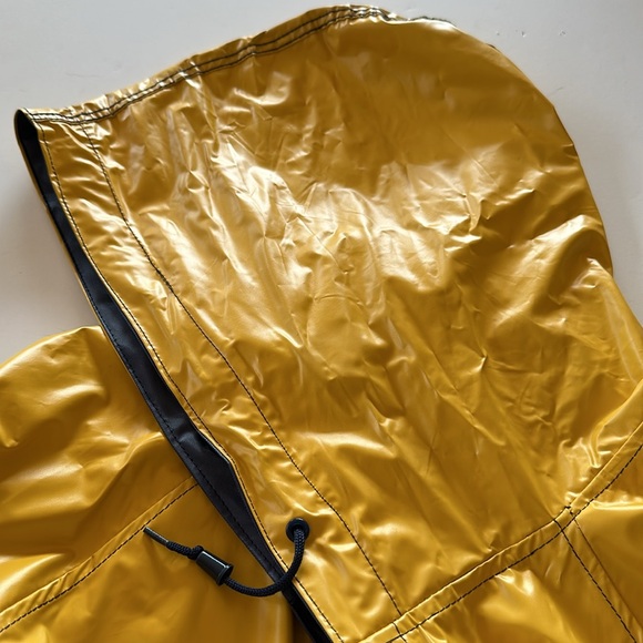 Reversible Blue/gold Men’s Raincoat with Alaskan Big Dipper Print - Picture 10 of 11